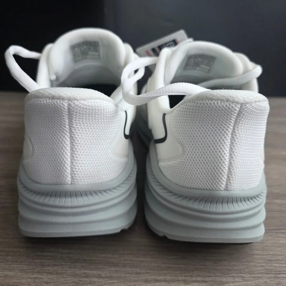 Skechers Hands Free Slip-ins BOBS Skillz Mens 9.5 White Gray 118431 WGY Vegan